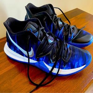 Kyrie 5 "Duke" Men's size 11